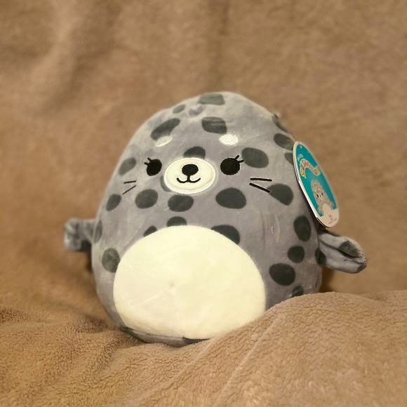 Squishmallows Other - 8” Spotted Seal